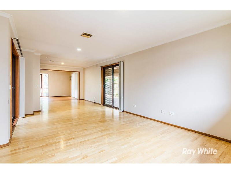 9 Pride Court, Hampton Park VIC 3976