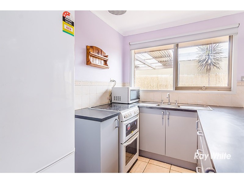 6 Willora Crescent, Cranbourne West VIC 3977