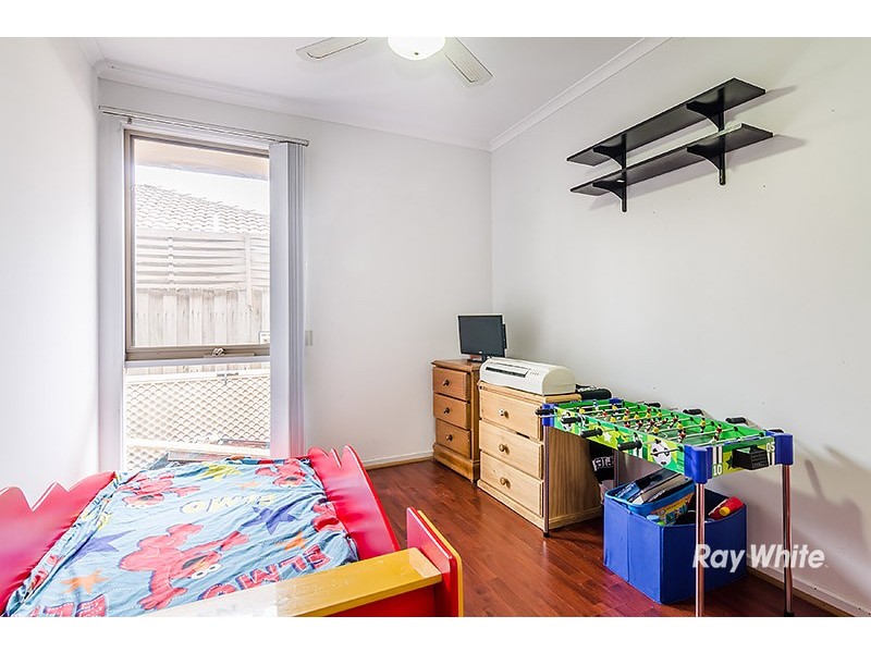 6 Willora Crescent, Cranbourne West VIC 3977