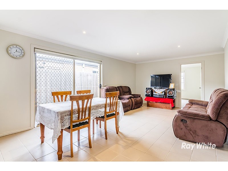 21 Pepperbush Circuit, Cranbourne VIC 3977