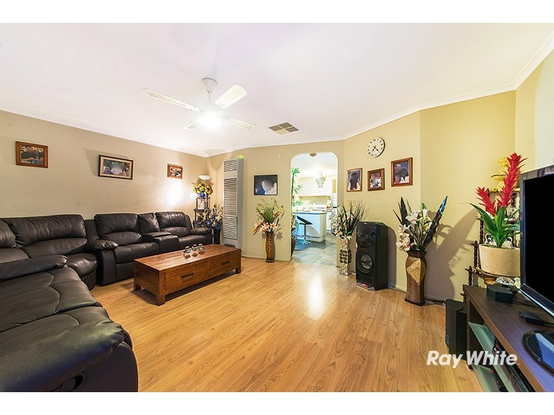 5 Raisell Road, Cranbourne West VIC 3977