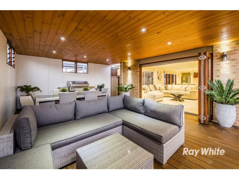 18 Lemon Grove, Cranbourne West VIC 3977