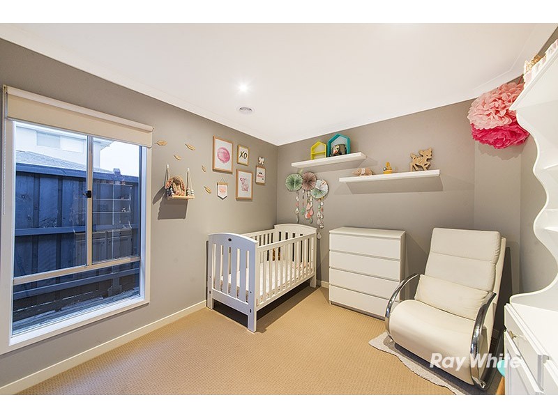 4 Dusky Bells Drive, Cranbourne West VIC 3977