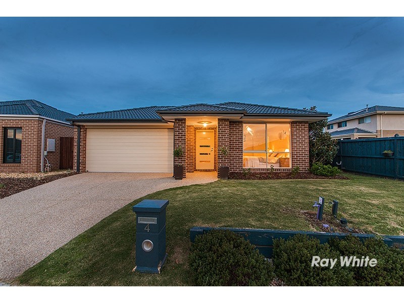 4 Dusky Bells Drive, Cranbourne West VIC 3977