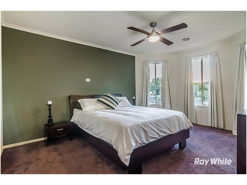 50 Bateman Grove, Hampton Park VIC 3976