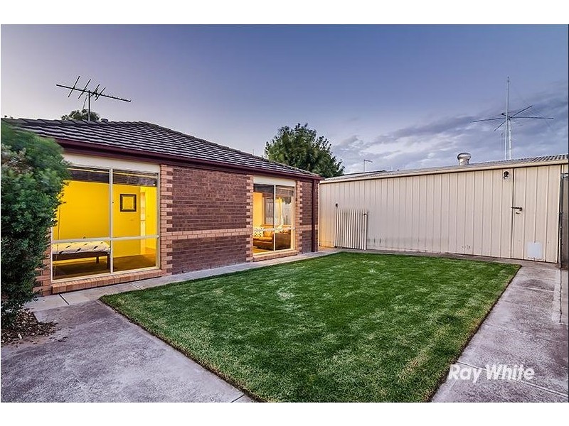 50 Bateman Grove, Hampton Park VIC 3976