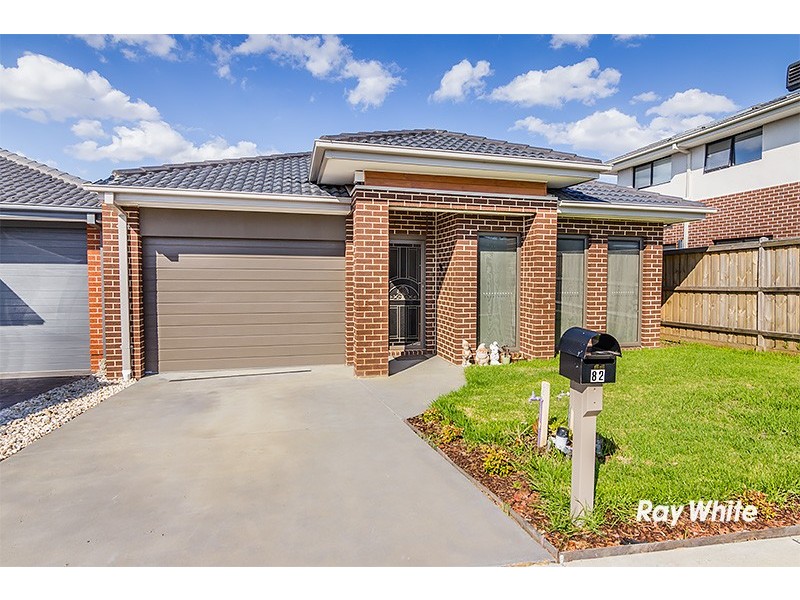 82 Bimberry Circuit, Clyde VIC 3978