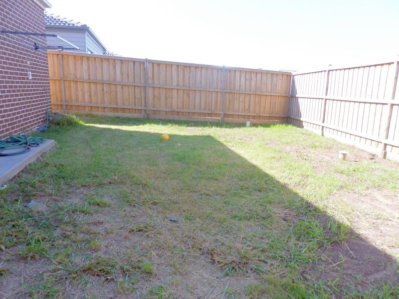 82 Bimberry Circuit, Clyde VIC 3978
