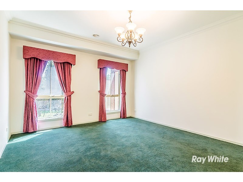 3 Filbert Court, Cranbourne North VIC 3977