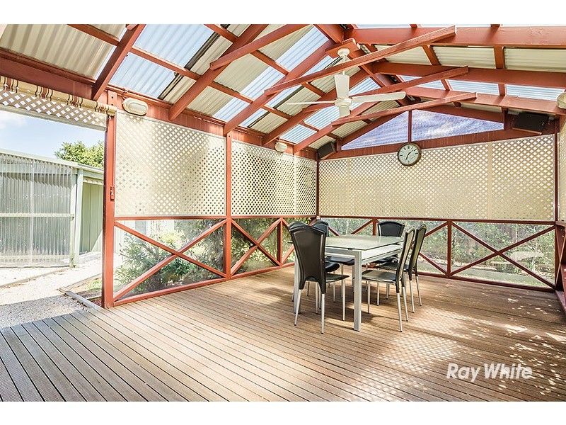 3 Filbert Court, Cranbourne North VIC 3977