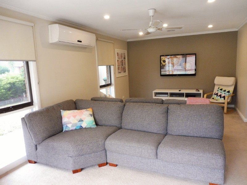 13 Partridge Crescent, Carrum Downs VIC 3201