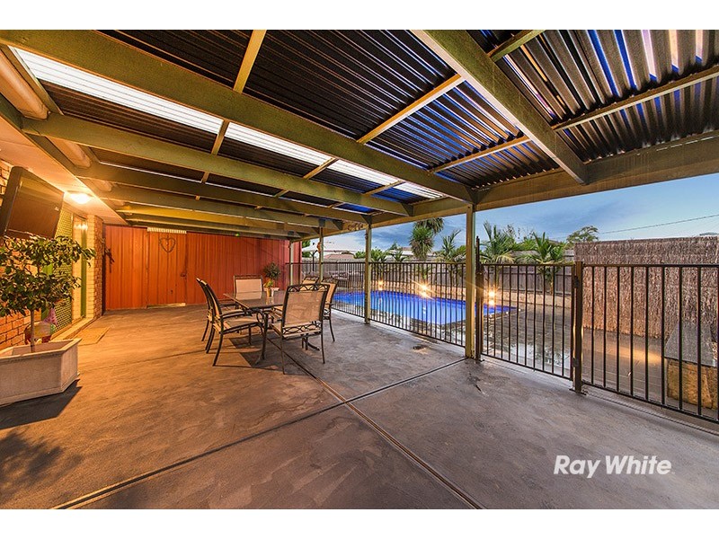 10 Willora Crescent, Cranbourne West VIC 3977