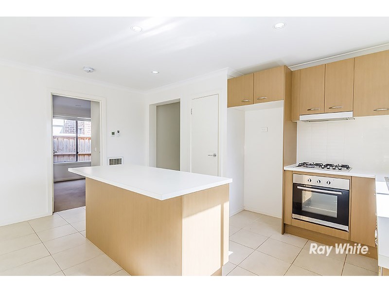 36 Goulburn Street, Cranbourne East VIC 3977