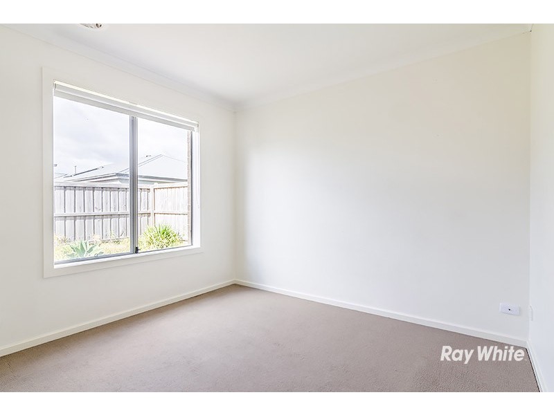 36 Goulburn Street, Cranbourne East VIC 3977