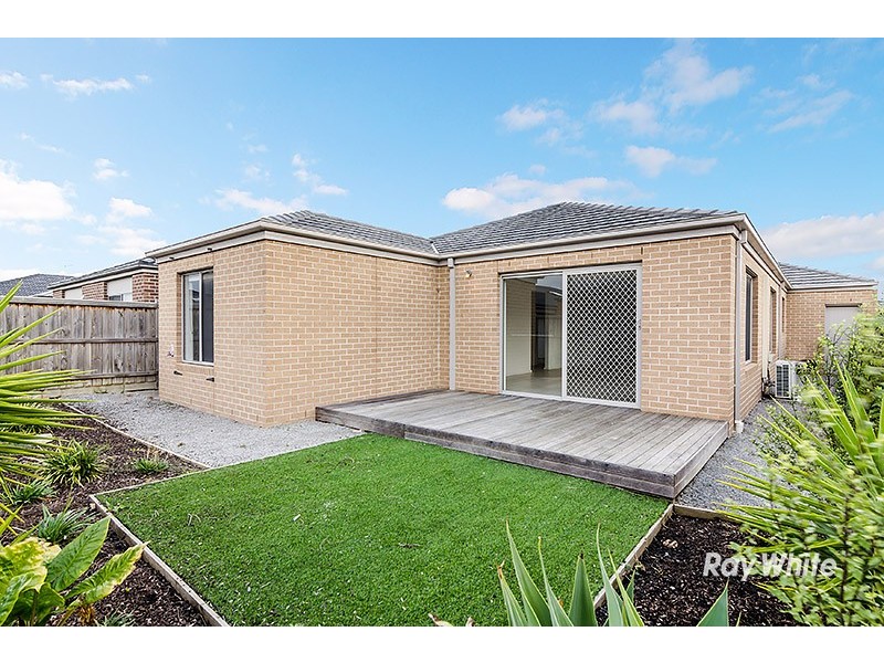 36 Goulburn Street, Cranbourne East VIC 3977