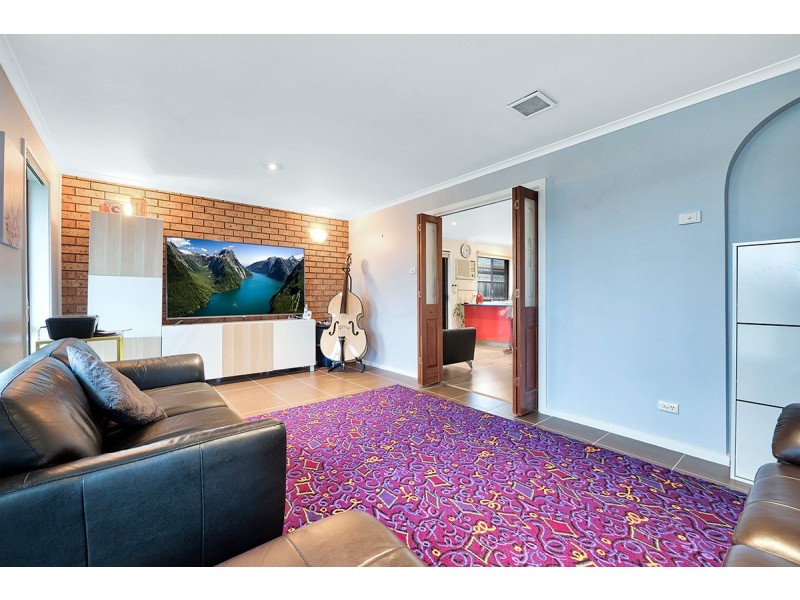 3 Hoop Pine Court, Cranbourne North VIC 3977