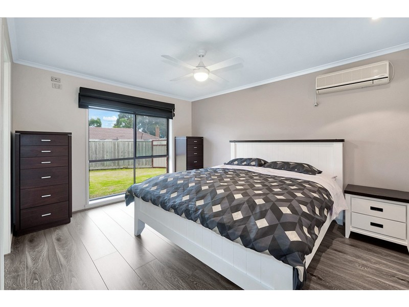 3 Hoop Pine Court, Cranbourne North VIC 3977