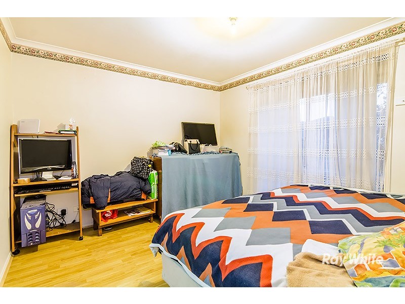 27 Cornwell Crescent, Cranbourne East VIC 3977