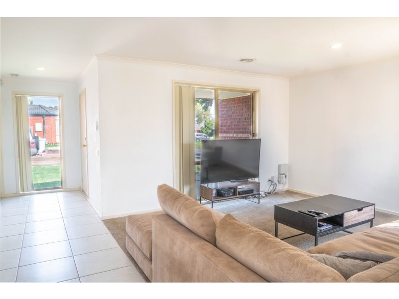 12 Jasa Crescent, Cranbourne West VIC 3977