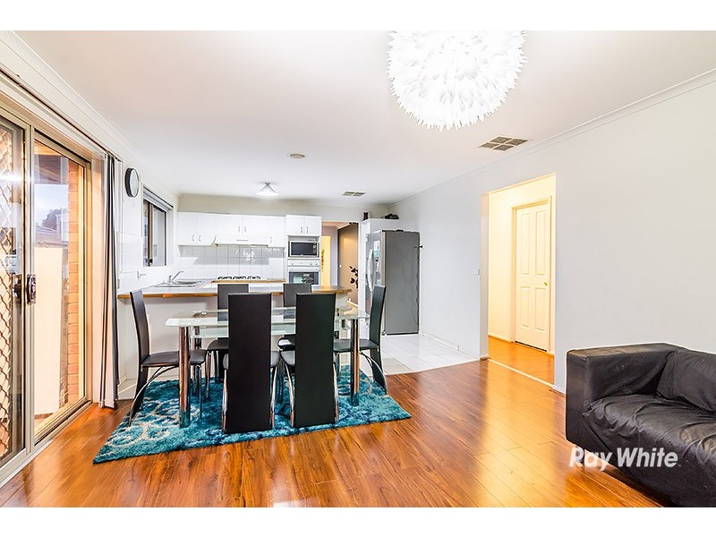 7 Amity Way, Cranbourne West VIC 3977