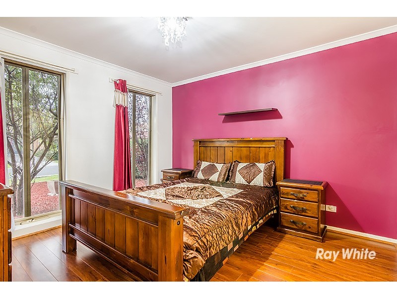 7 Amity Way, Cranbourne West VIC 3977