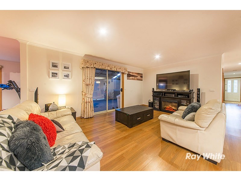 6 Kestral Close, Blind Bight VIC 3980