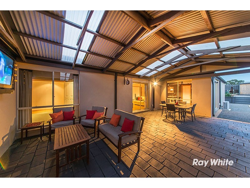 6 Kestral Close, Blind Bight VIC 3980