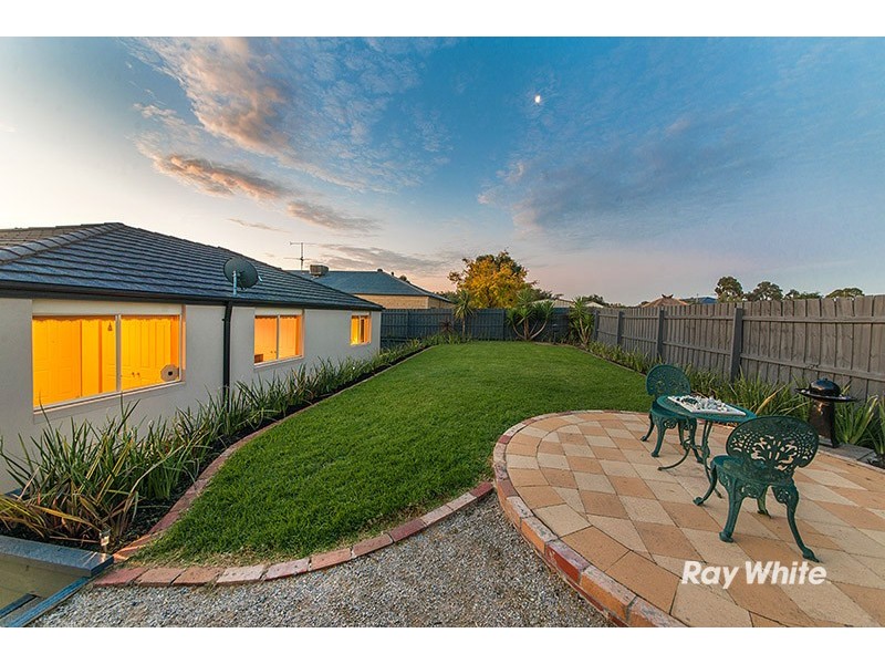 6 Kestral Close, Blind Bight VIC 3980