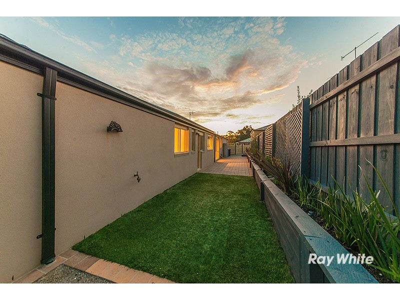 6 Kestral Close, Blind Bight VIC 3980