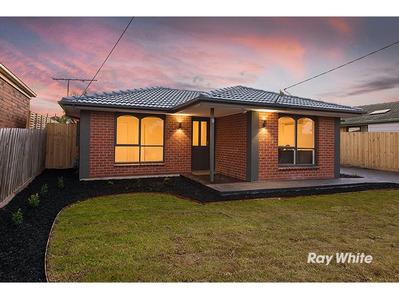 9 and 9A Hotham Street, Cranbourne VIC 3977