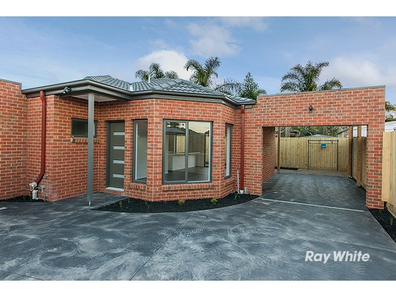 9 and 9A Hotham Street, Cranbourne VIC 3977