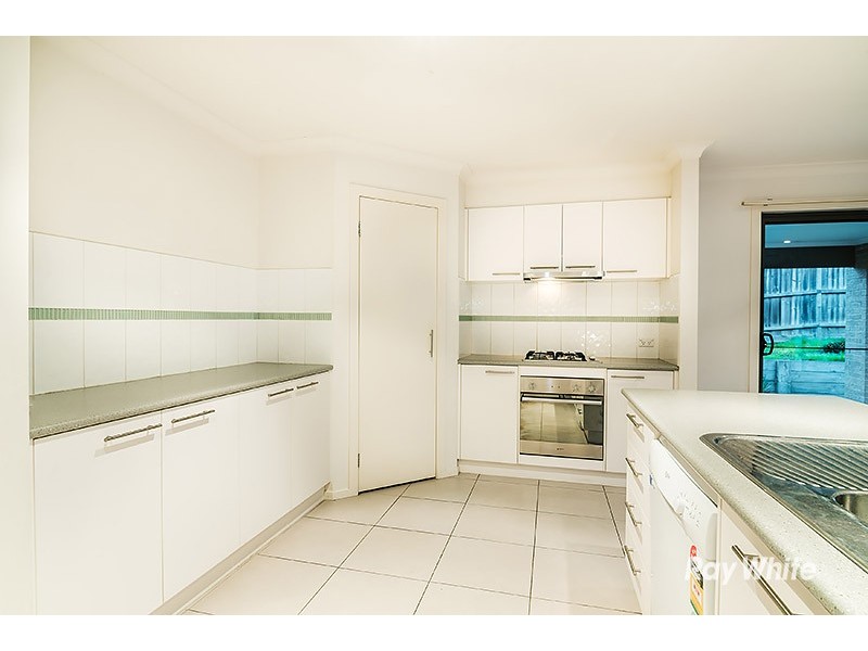 3 Greenview Court, Cranbourne North VIC 3977