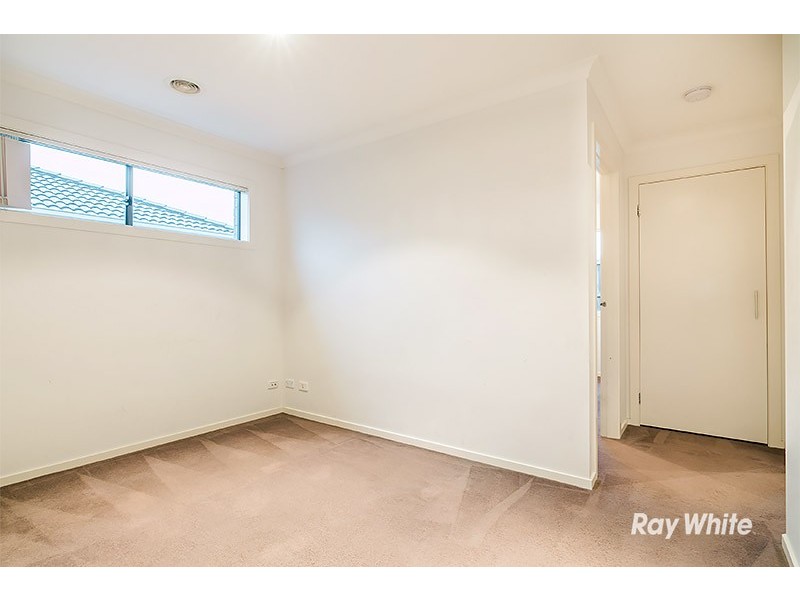 3 Greenview Court, Cranbourne North VIC 3977