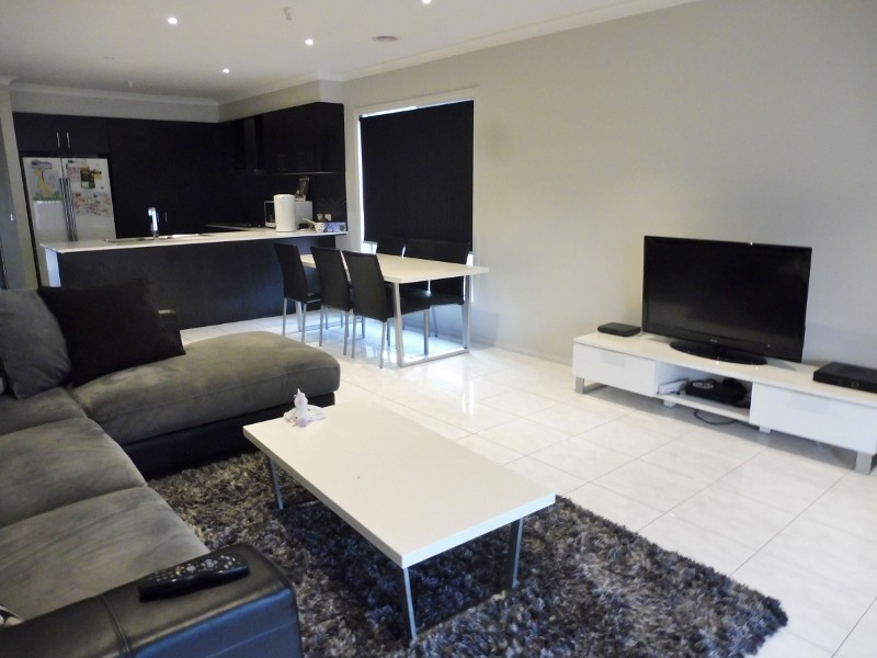 14 Ercildoune Court, Cranbourne West VIC 3977