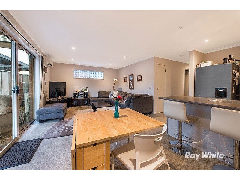 54 Greenaway Terrace, Cranbourne East VIC 3977