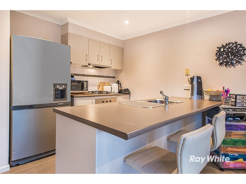 54 Greenaway Terrace, Cranbourne East VIC 3977