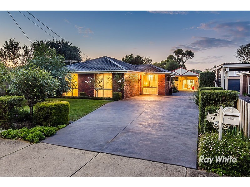 99 Clarendon Street, Cranbourne VIC 3977