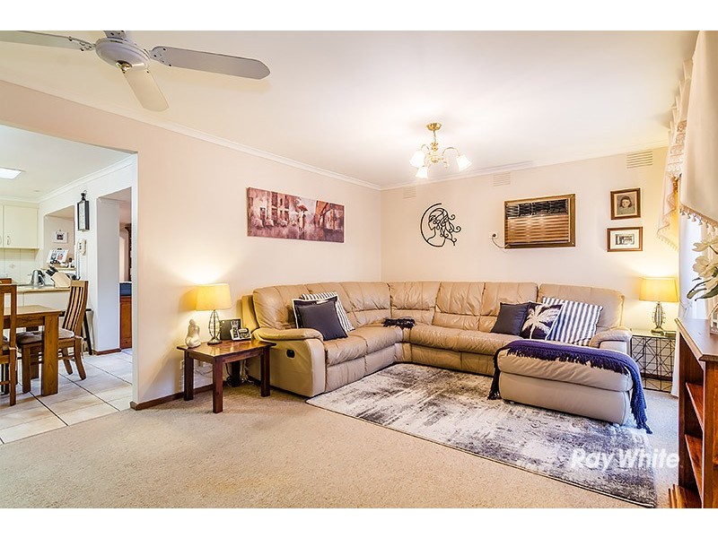 99 Clarendon Street, Cranbourne VIC 3977