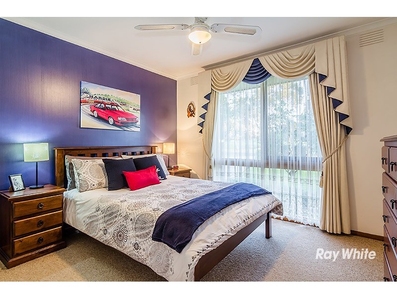 99 Clarendon Street, Cranbourne VIC 3977