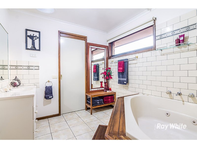 99 Clarendon Street, Cranbourne VIC 3977