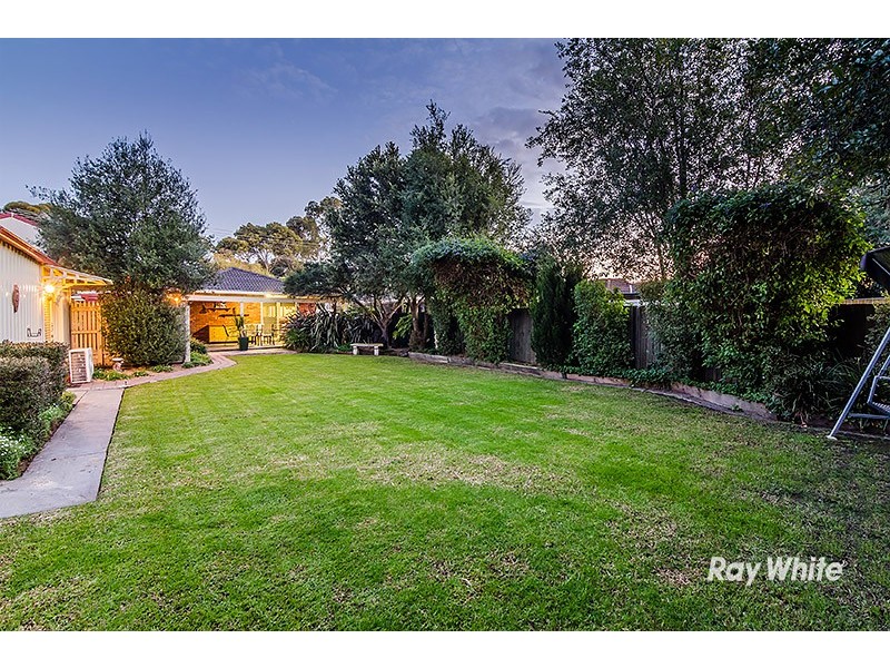 99 Clarendon Street, Cranbourne VIC 3977