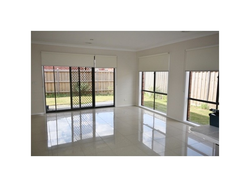 22 Boland Drive, Lyndhurst VIC 3975