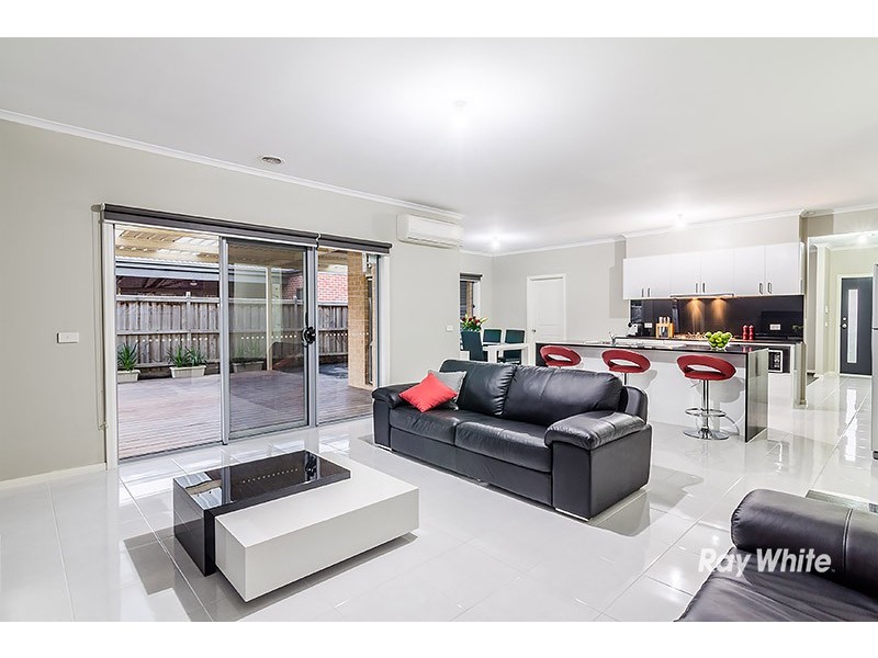 2 Gregson Grove, Lyndhurst VIC 3975