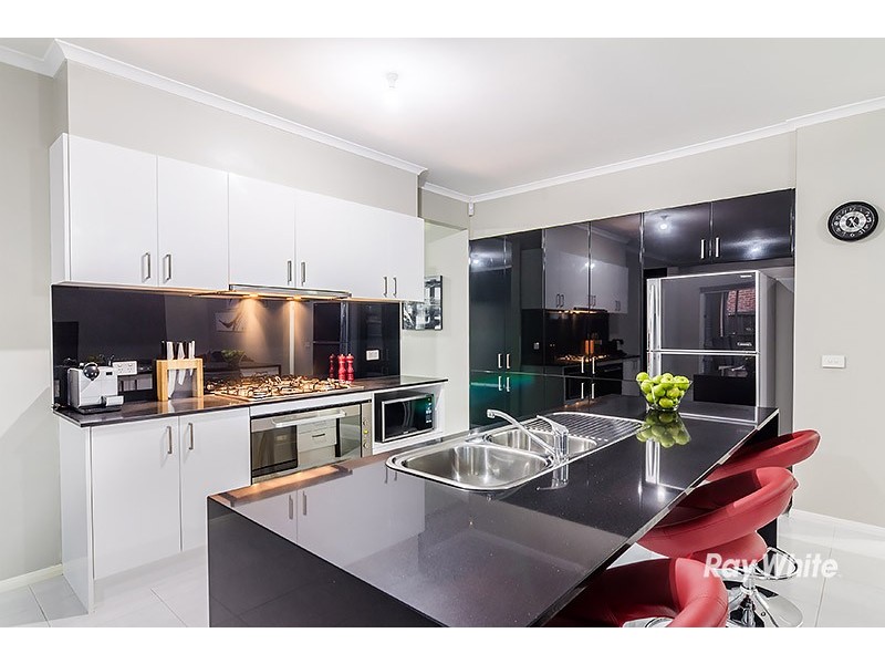 2 Gregson Grove, Lyndhurst VIC 3975