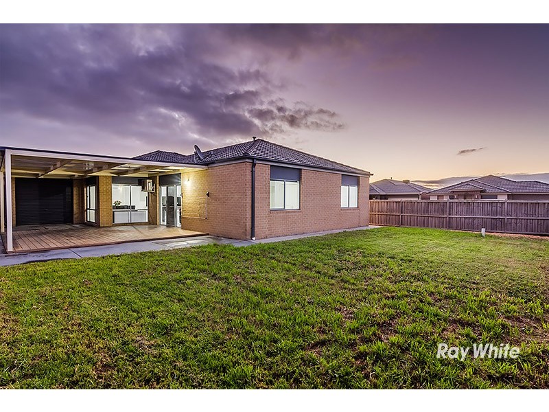 2 Gregson Grove, Lyndhurst VIC 3975