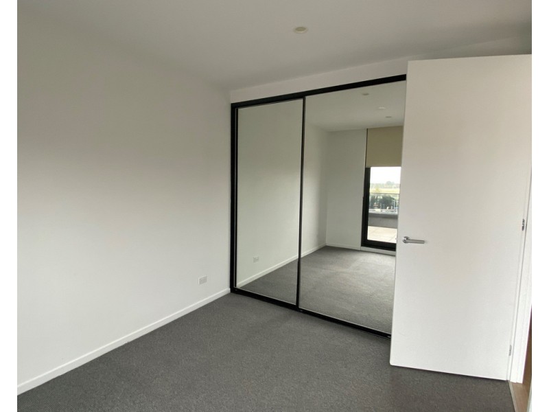 604/887 Dandenong Road, Malvern East VIC 3145