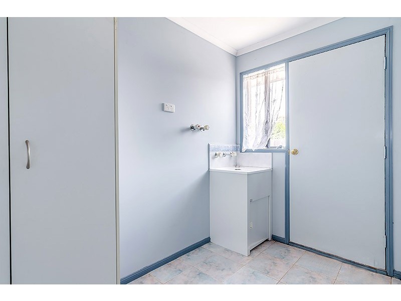 8 Kells Close, Cranbourne East VIC 3977