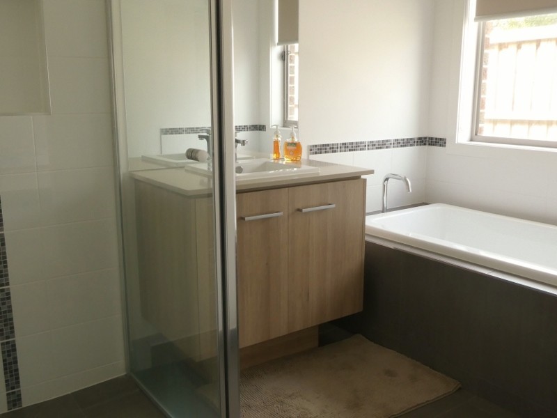 41 Alarah Boulevard, Cranbourne West VIC 3977