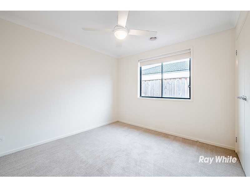 46 Valencia Circuit, Cranbourne VIC 3977