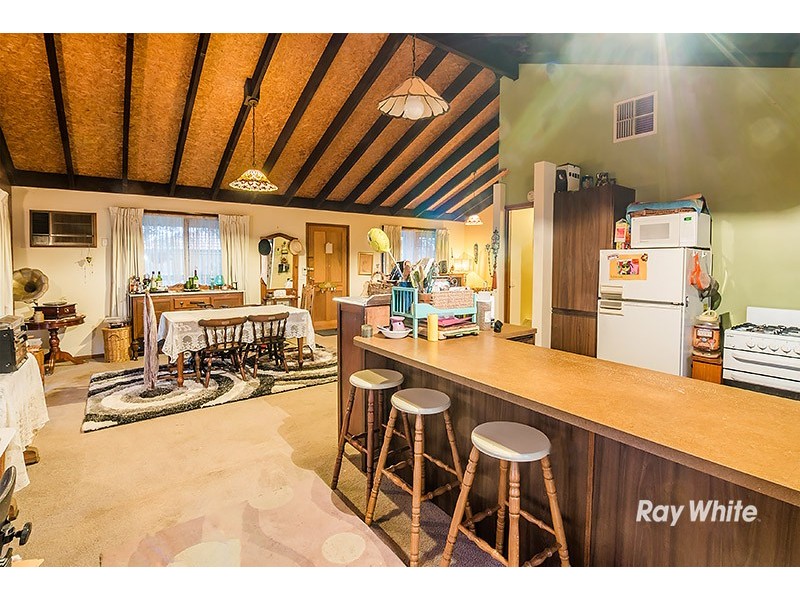 28 Monahans Road, Cranbourne VIC 3977